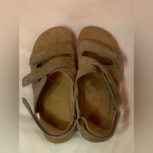 Suede sandal’s women’s size 7 1/2 - Picture 3 of 5